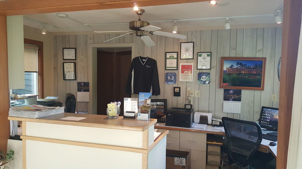 Little Creek Cove Beach Resort Нюпорт Екстериор снимка